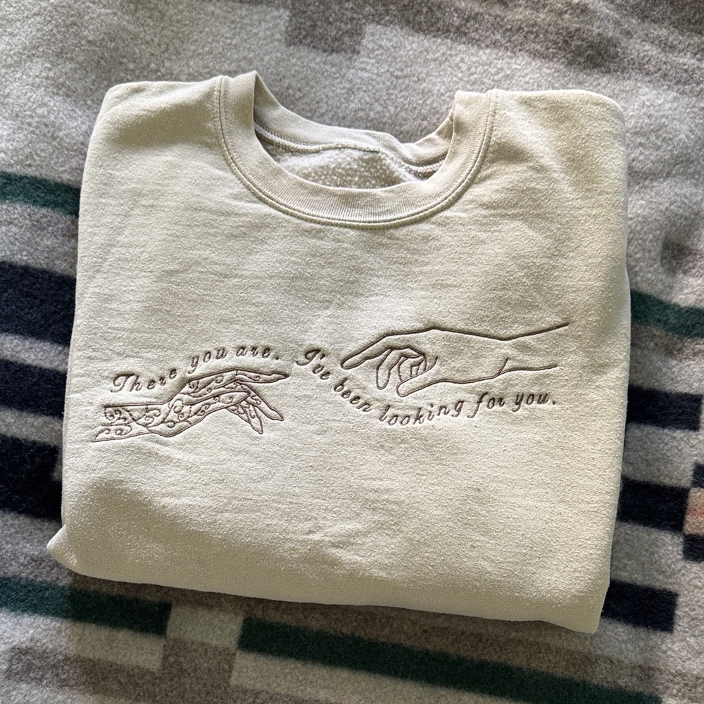 Embroidered ACOTAR Ivory Crewneck Sweatshirt